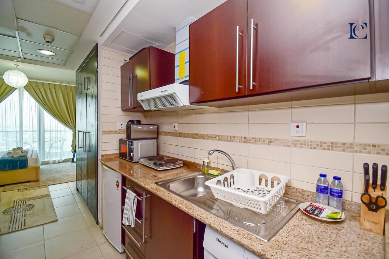 Brand New Studio Apt - Near Jlt Metro Dubai Bagian luar foto